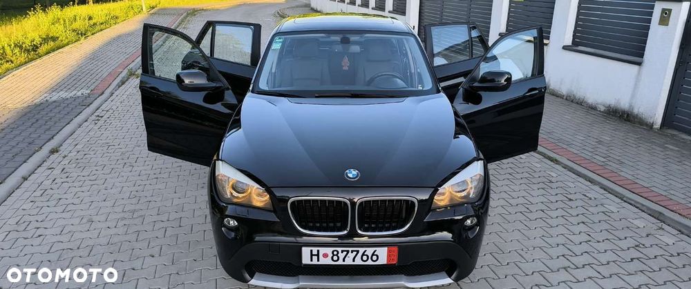 BMW X1 sDrive18i Sport Line - 29