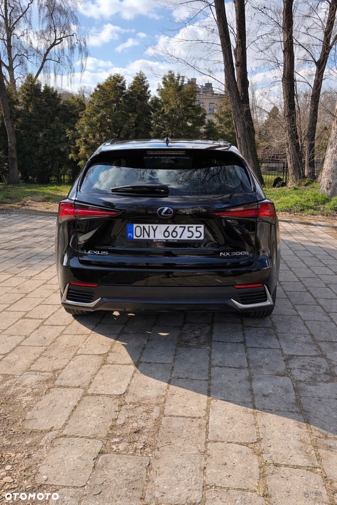 Lexus NX 300h Elegance AWD - 2