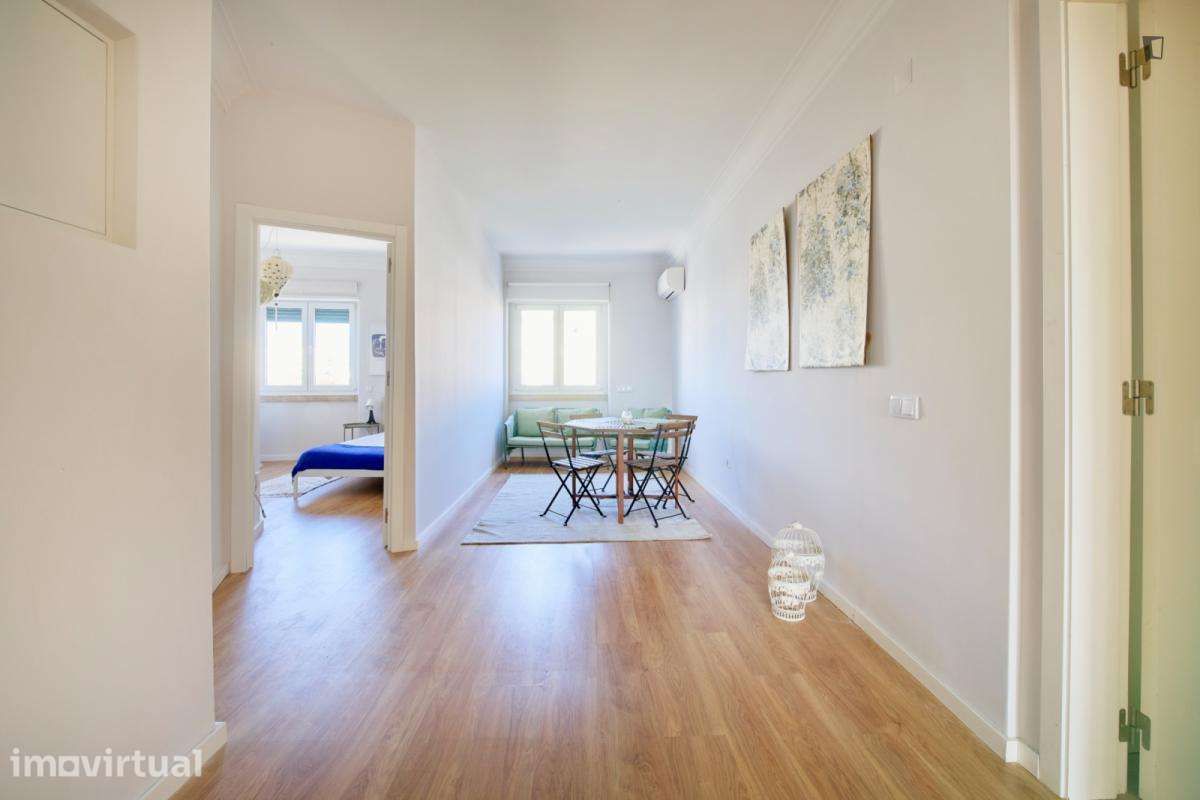 Quarto - localizado em Roma-Areeiro Lisbon - Grande imagem: 2/39