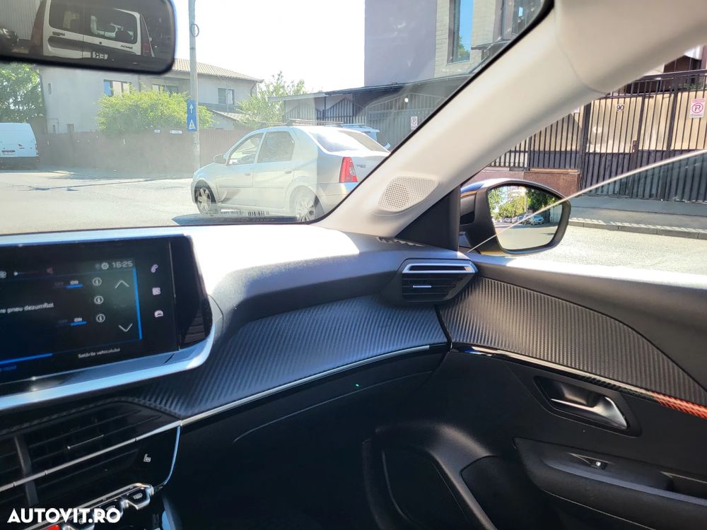 Peugeot 208 1.2 L PureTech STT Active - 13