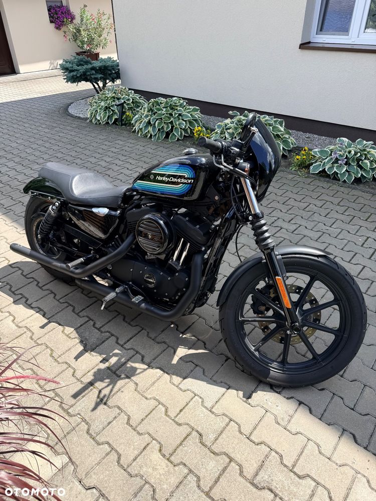 Harley-Davidson Sportster Iron 1200 - 1