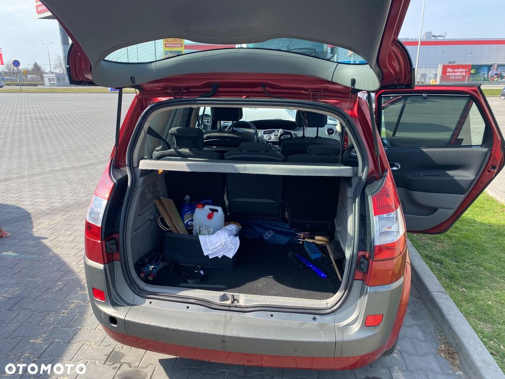 Renault Scenic 1.5 dCi Confort Authentique - 16