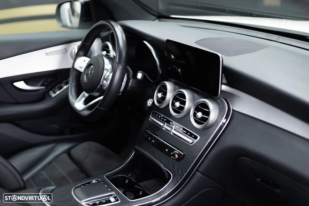 Mercedes-Benz GLC 300 e 4Matic - 23