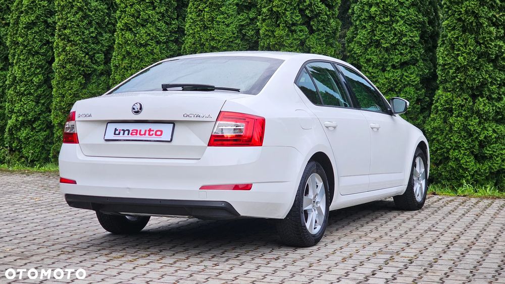 Skoda RAPID 1.6 TDI DPF Active - 38