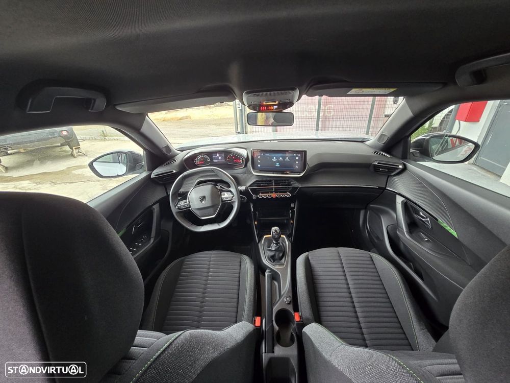 Peugeot 2008 1.2 PureTech Active - 22