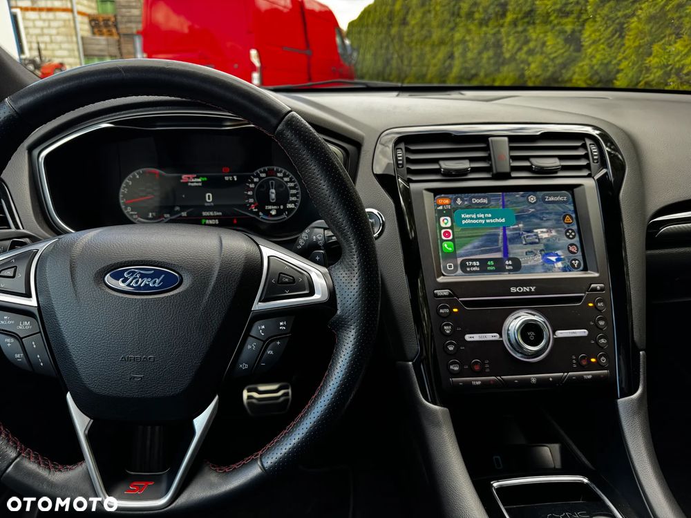 Ford Mondeo 2.0 EcoBlue ST-Line - 23