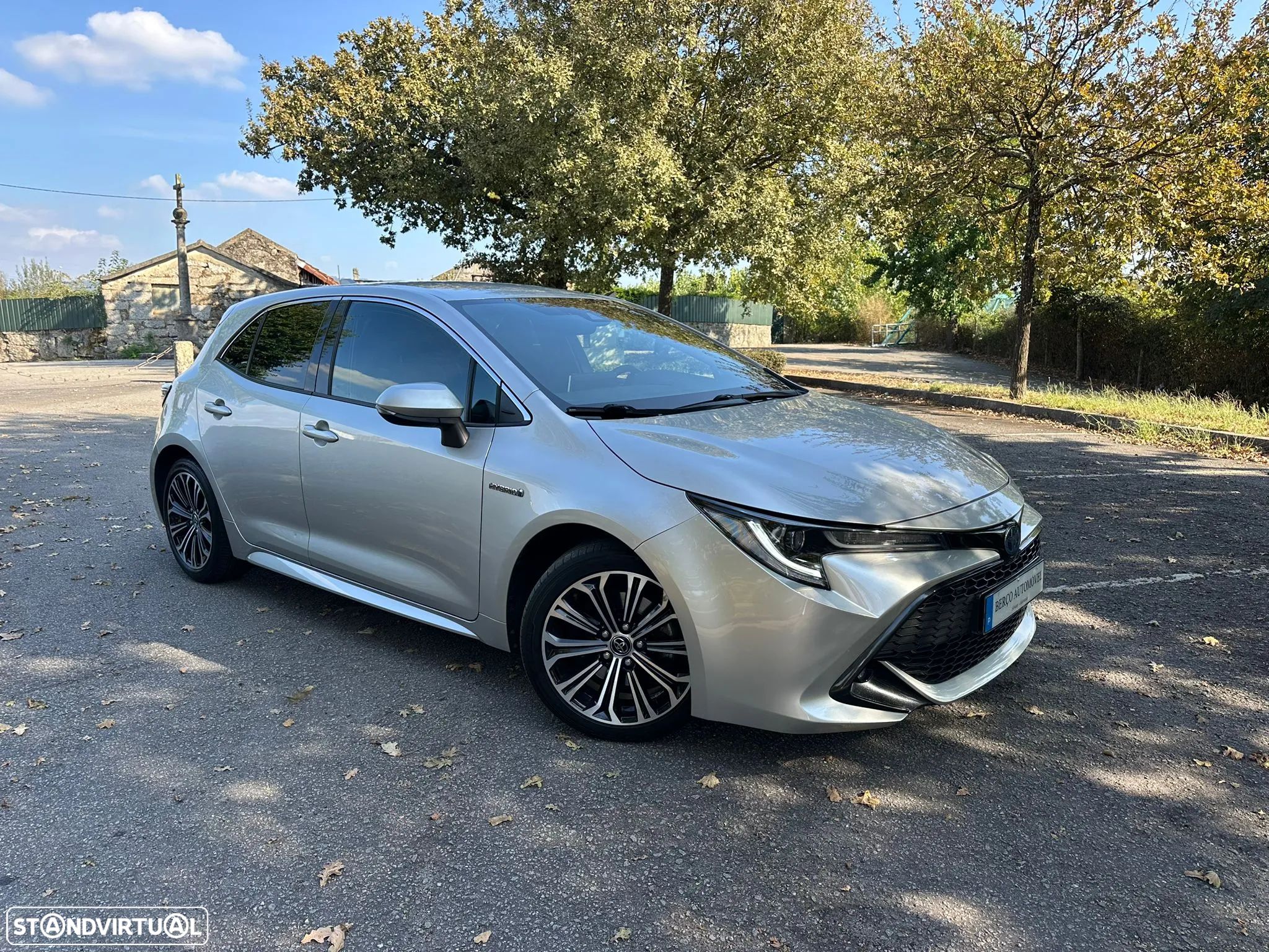 Toyota Corolla 2.0 Hybrid Square Collection - 1