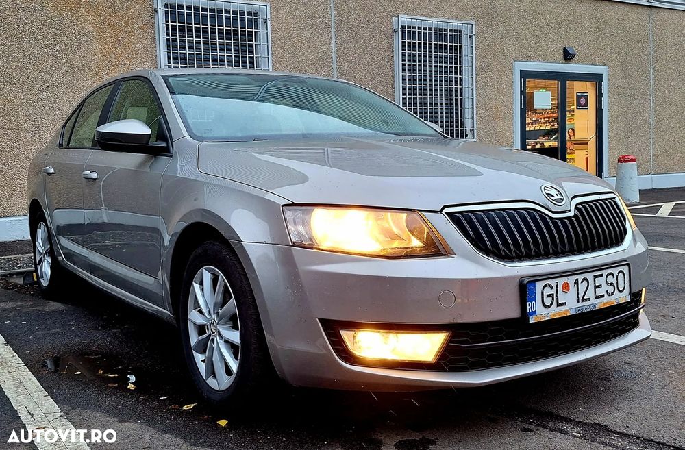 Skoda Octavia 2.0 TDI AMBITION - 2
