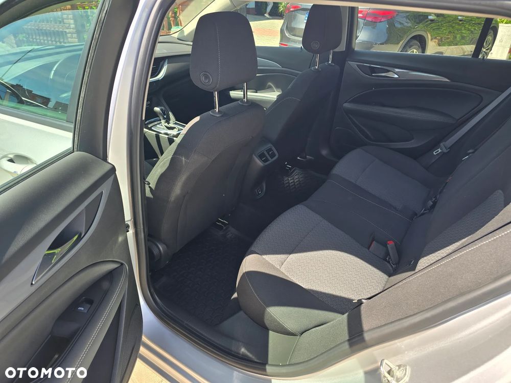 Opel Insignia - 9