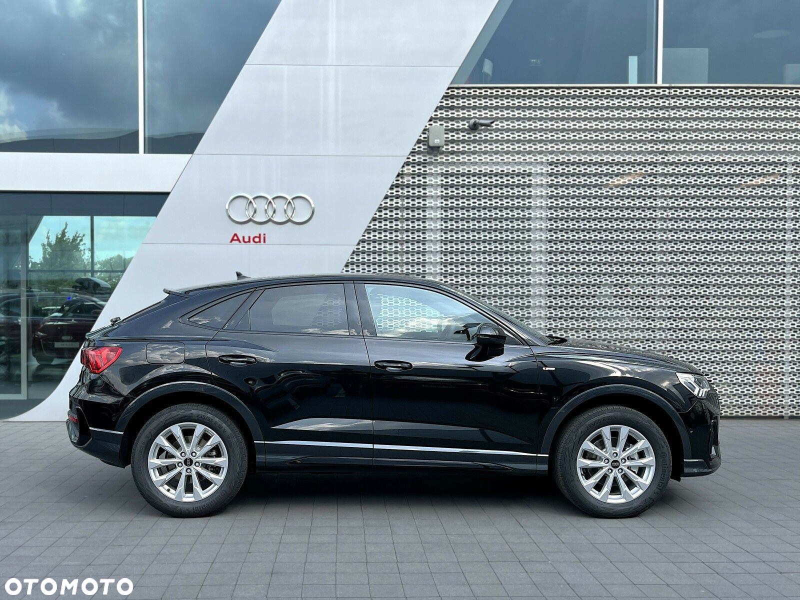 Audi Q3 Sportback - 1