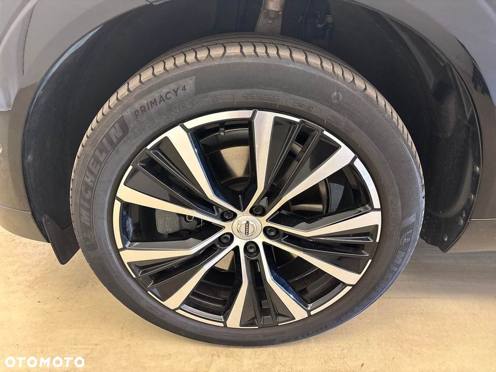 Volvo XC 60 B5 B AWD Ultimate Dark - 9