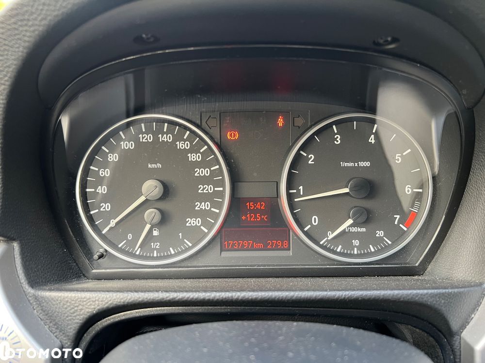 BMW Seria 3 ver-320i - 13