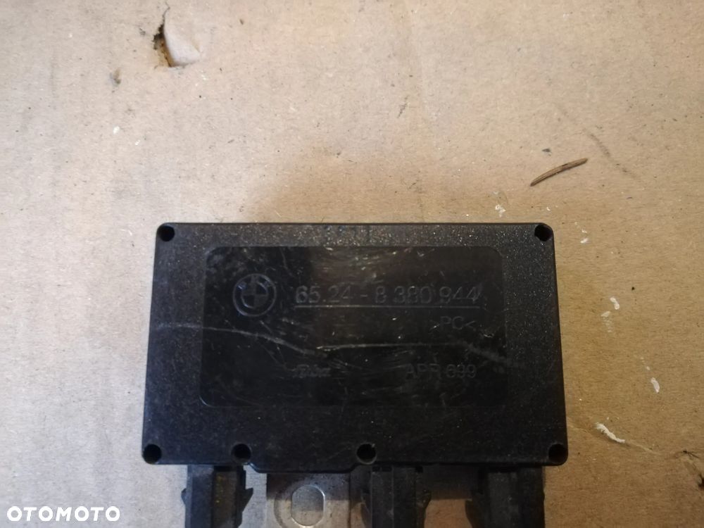 WZMACNIACZ ANTENY BMW 3 E46 8380944 - 2