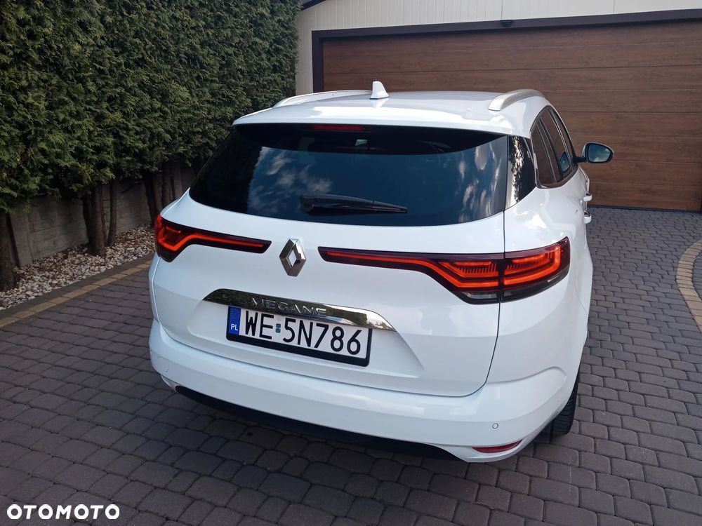 Renault Megane 1.5 Blue dCi Intens EDC - 11