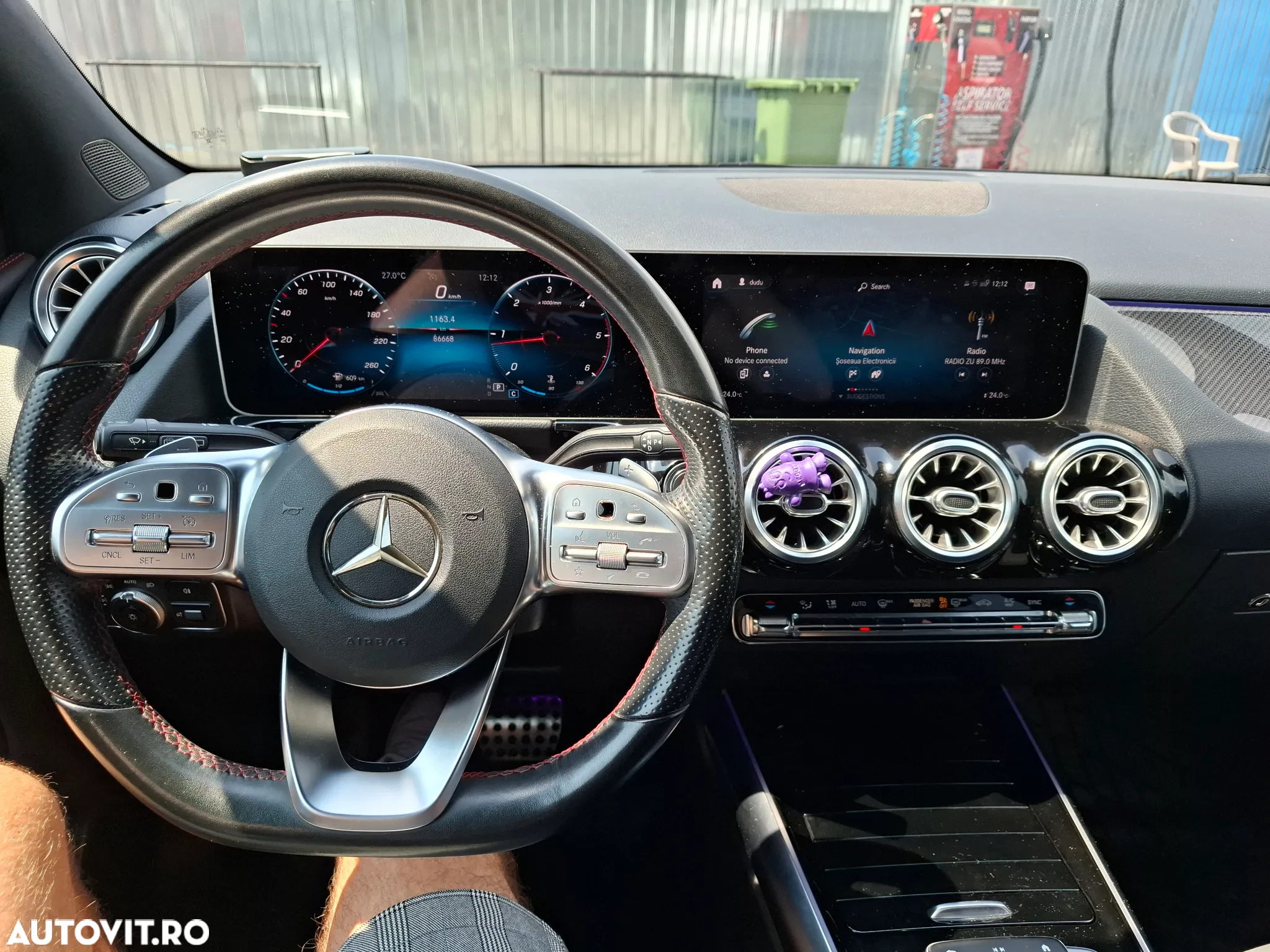 Mercedes-Benz B 200 d - 11