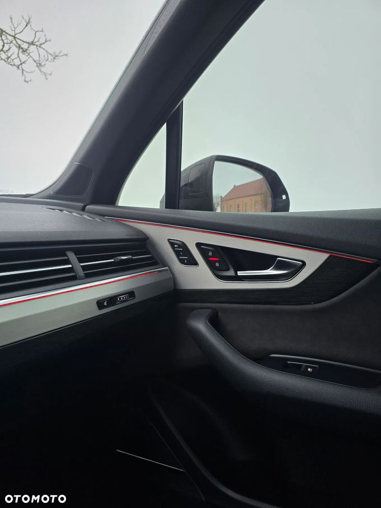 Audi Q7 - 22