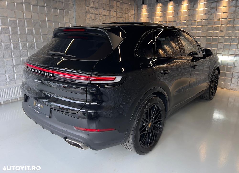 Porsche Cayenne Standard - 4