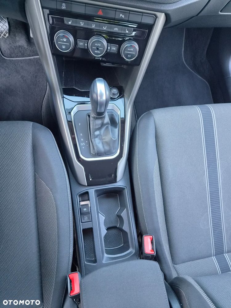 Volkswagen T-Roc 1.5 TSI ACT Advance DSG - 18