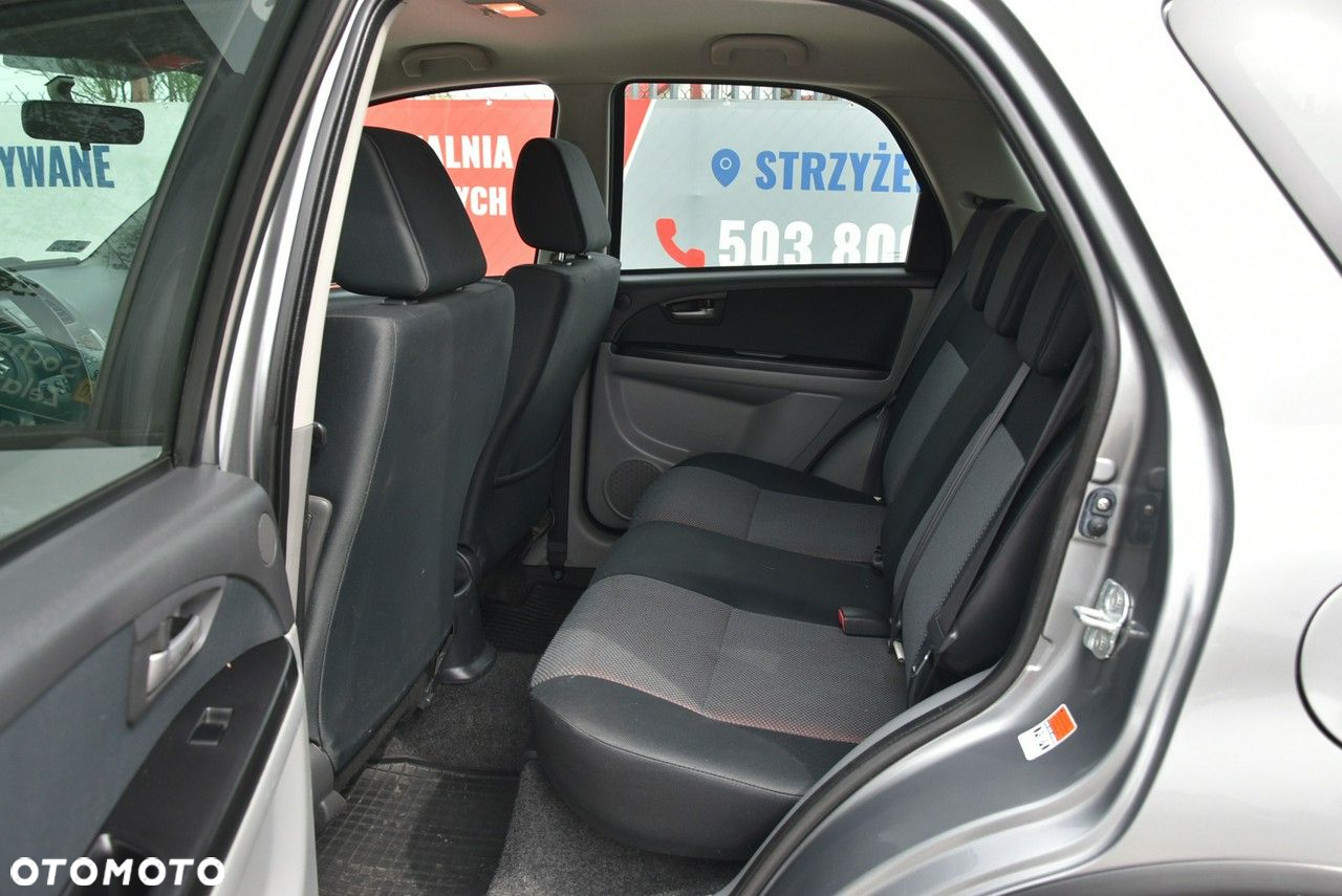 Suzuki SX4 - 19