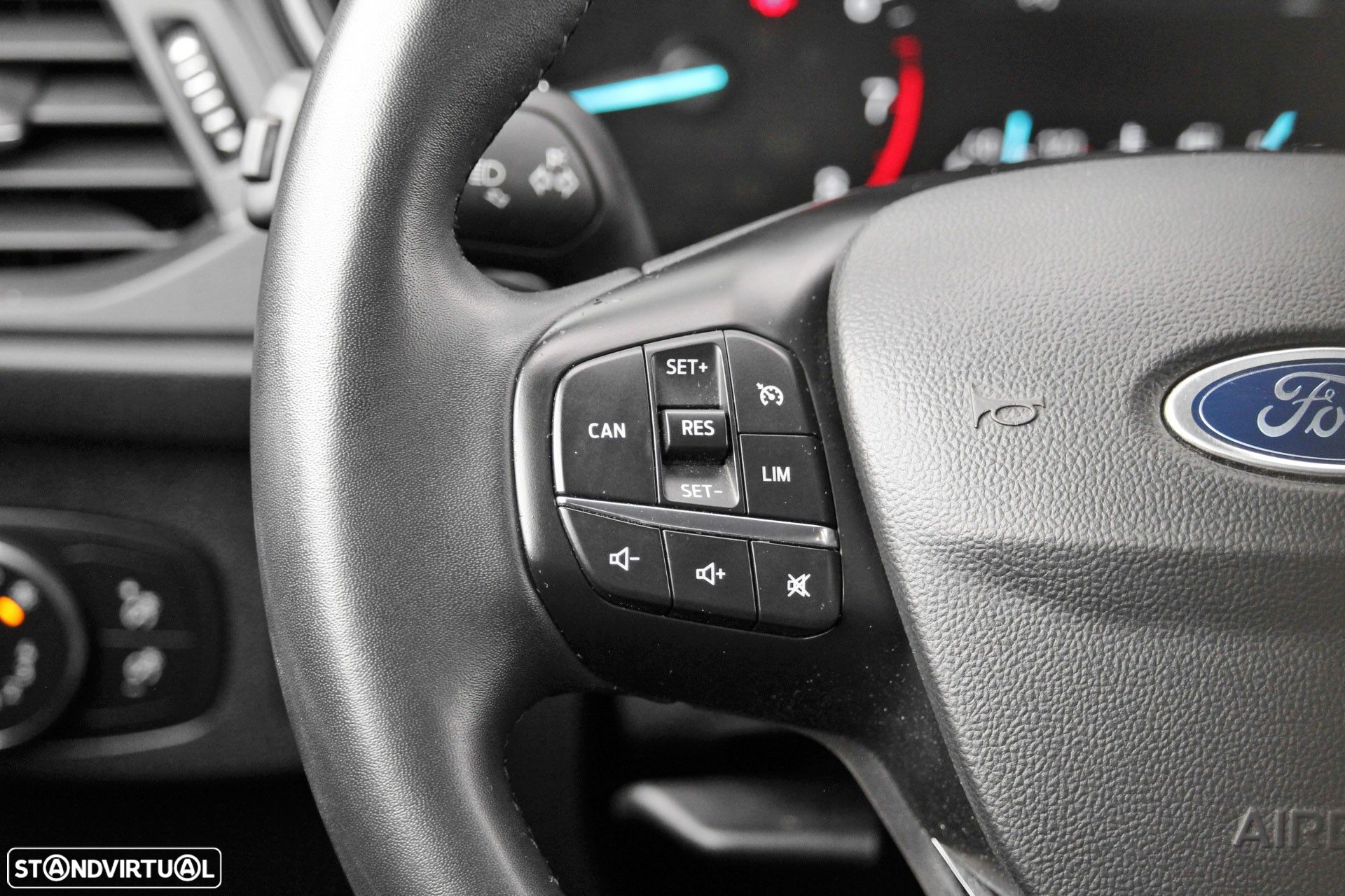 Ford Focus 1.0 EcoBoost MHEV Connected - 15