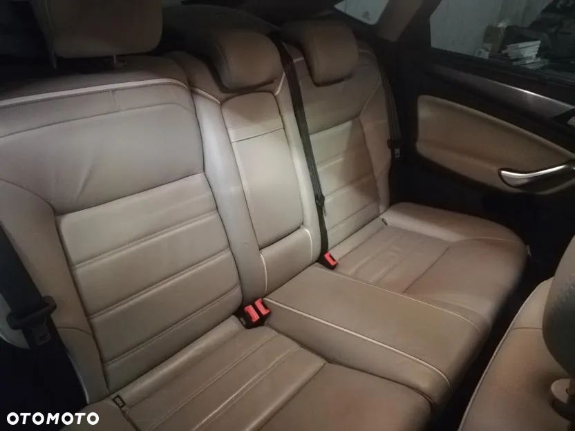 Ford Mondeo - 12