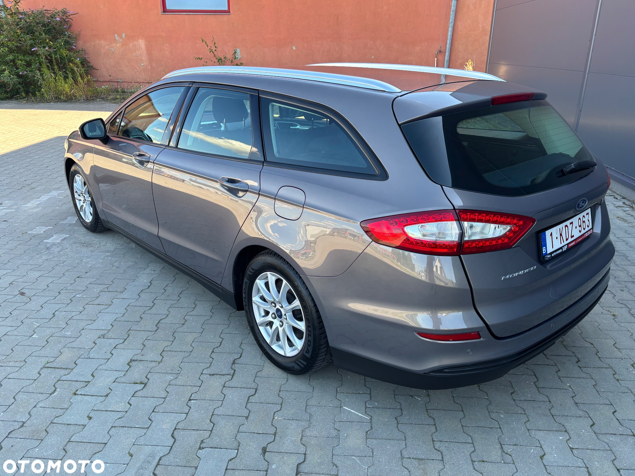 Ford Mondeo 1.6 TDCi Ambiente Plus - 12