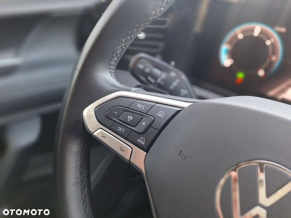 Volkswagen Tiguan - 18