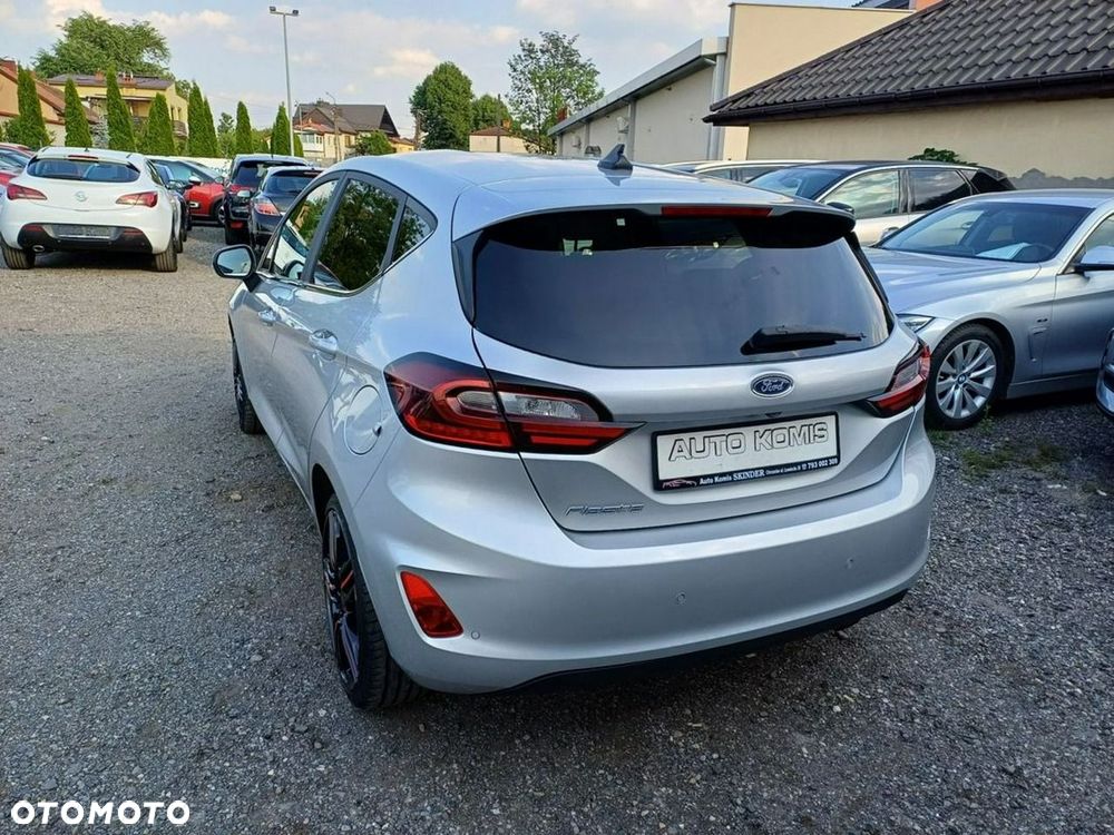 Ford Fiesta 1.0 EcoBoost S&S TITANIUM - 5