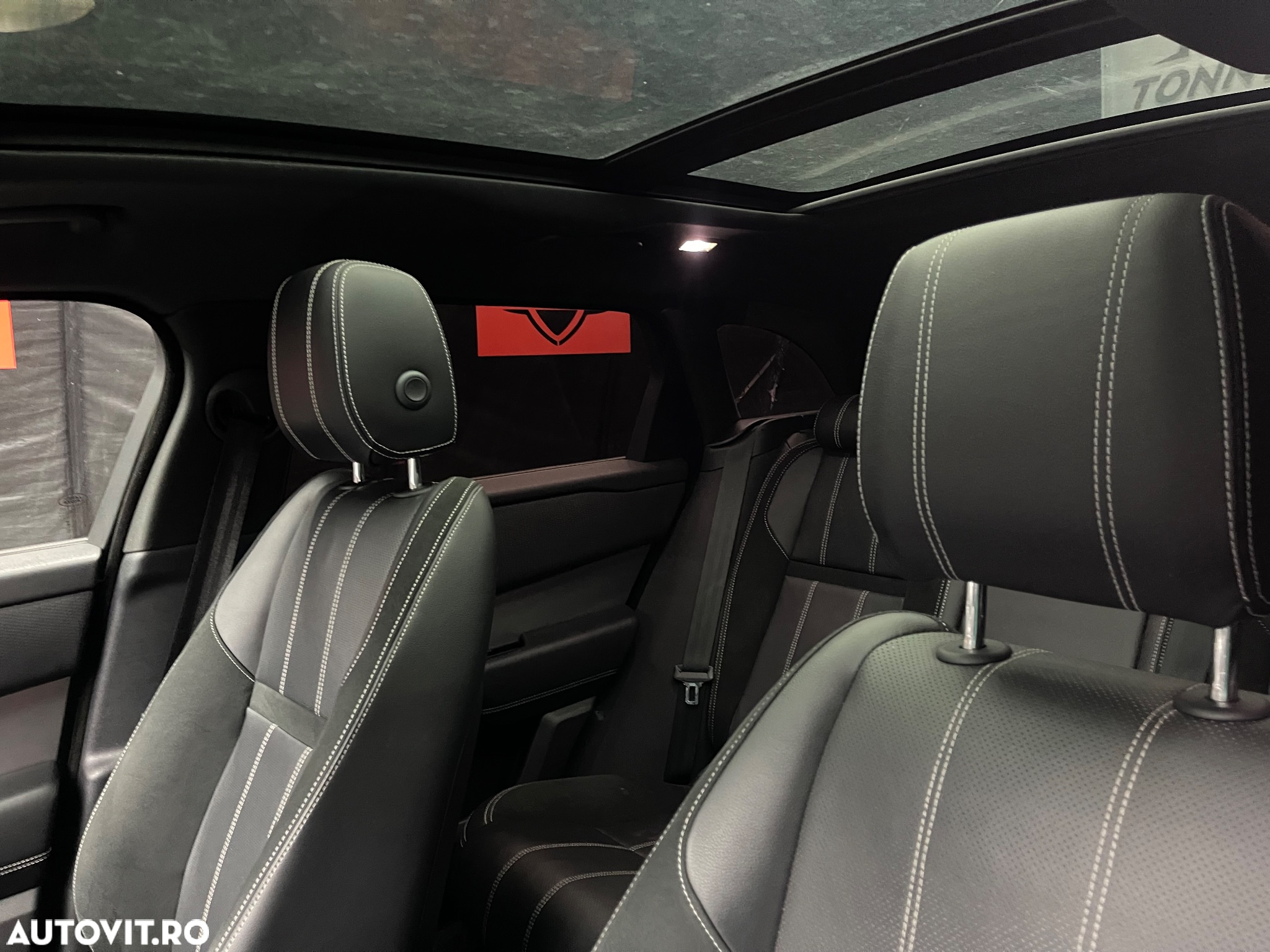 Land Rover Range Rover Velar 2.0 R-Dynamic S - 9