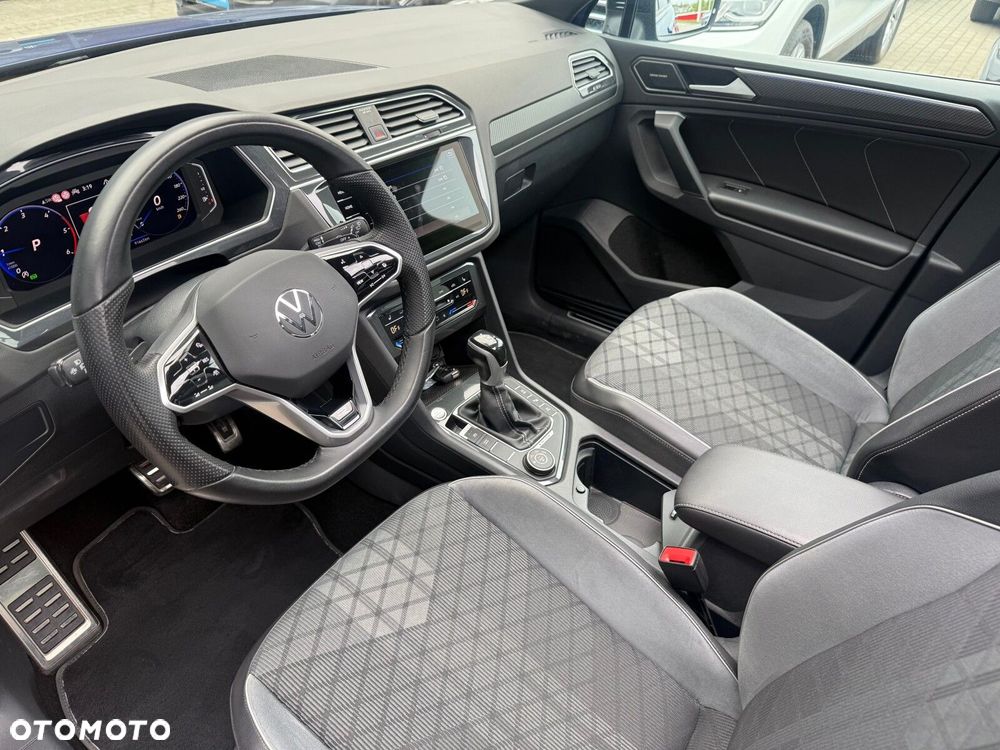 Volkswagen Tiguan - 11
