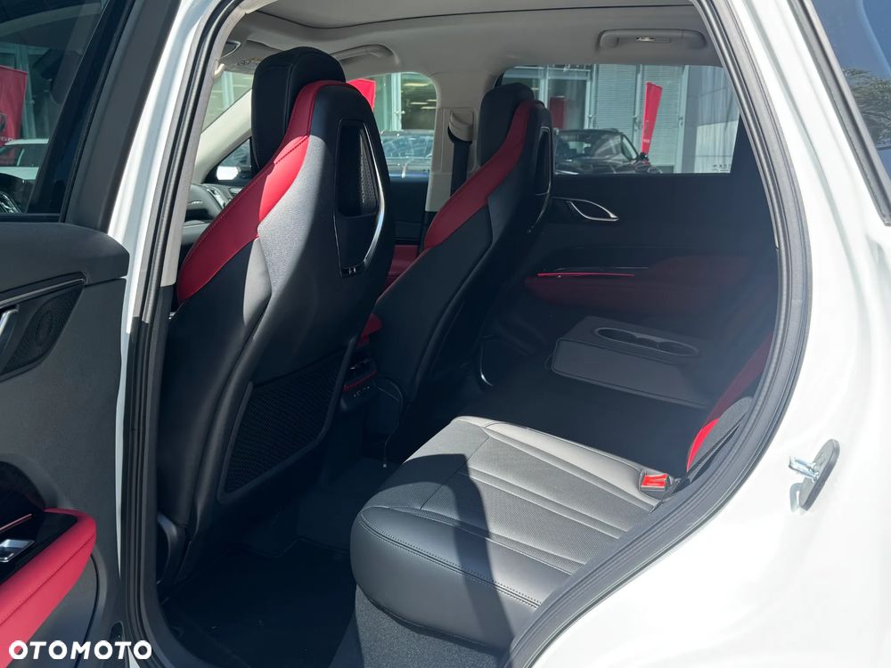 Hongqi HS3 1.5T FWD - 7