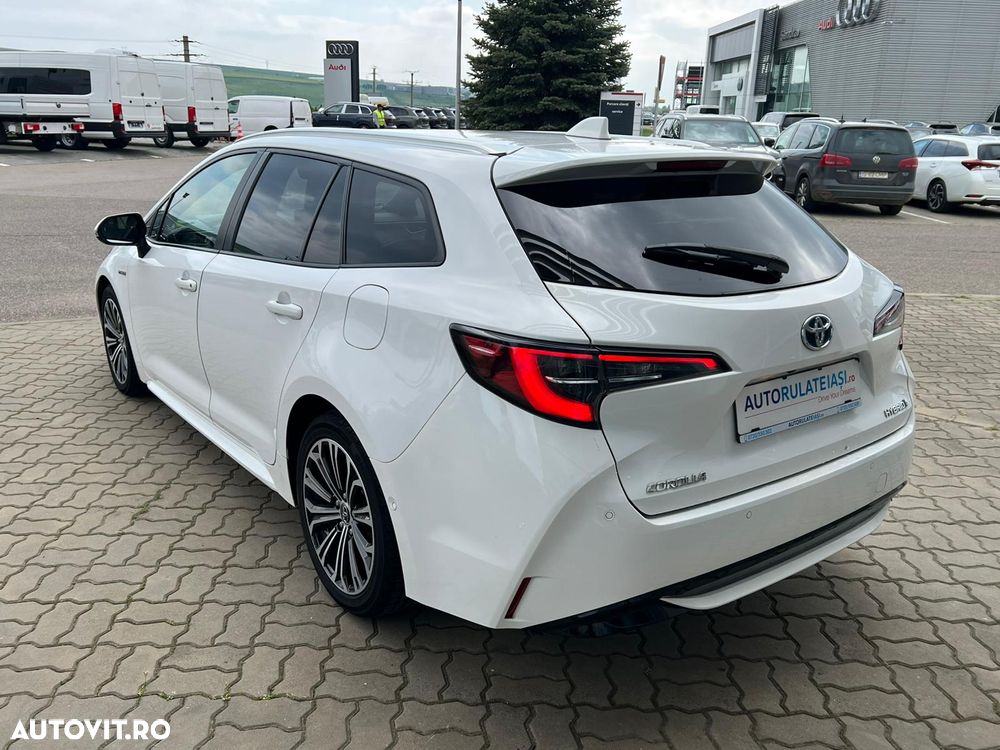 Toyota Corolla - 6