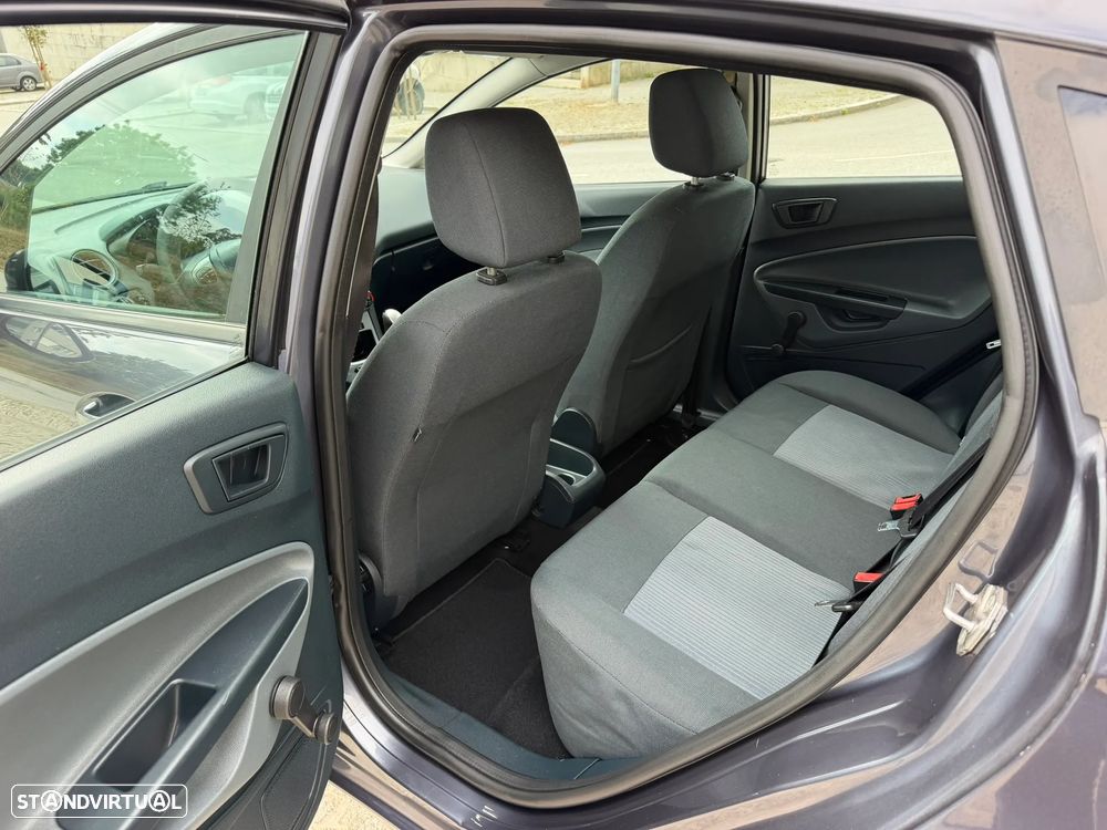 Ford Fiesta 1.4 TDCI Titanium - 6