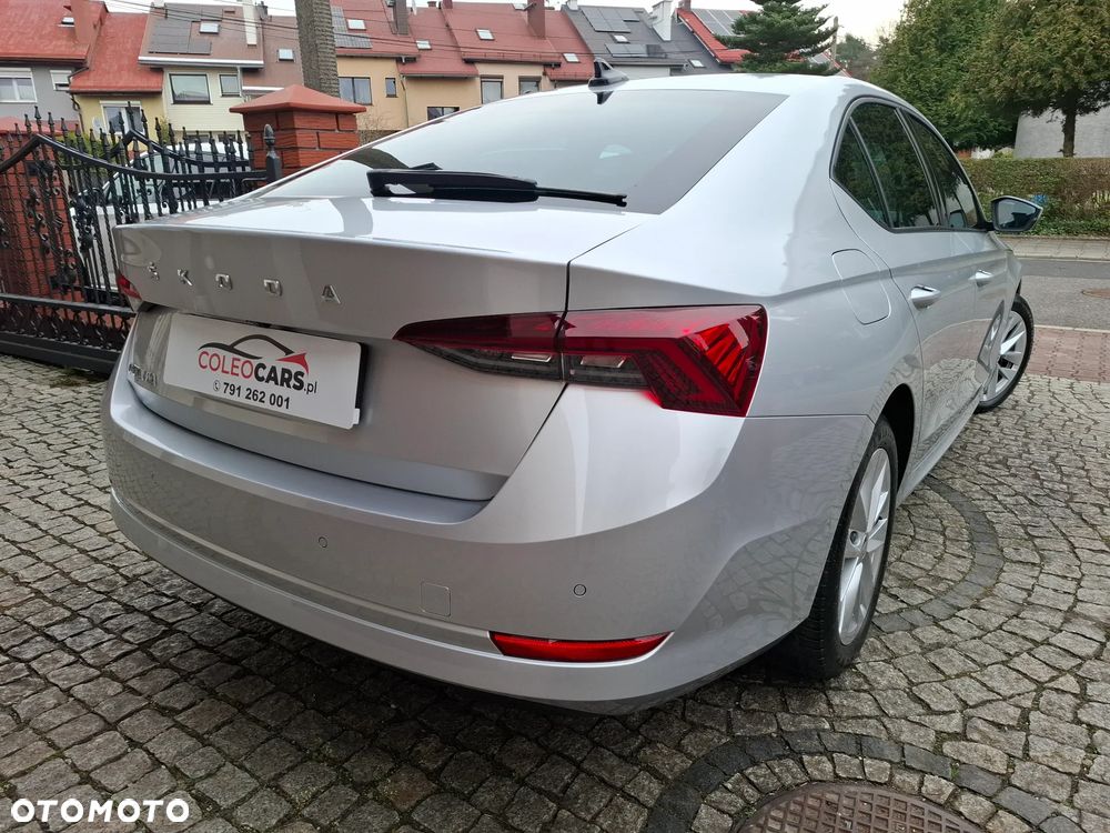 Skoda Octavia 1.5 TSI ACT Ambition - 8