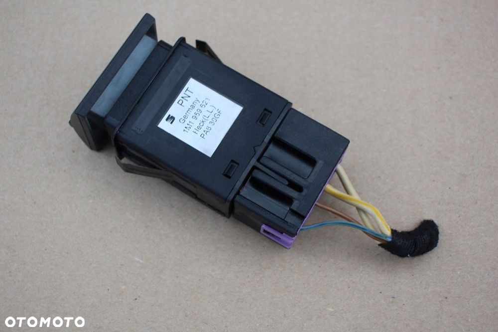 Przełącznik podgrzewania tylnej szyby SEAT Leon I Toledo II 1M1959621 - 2