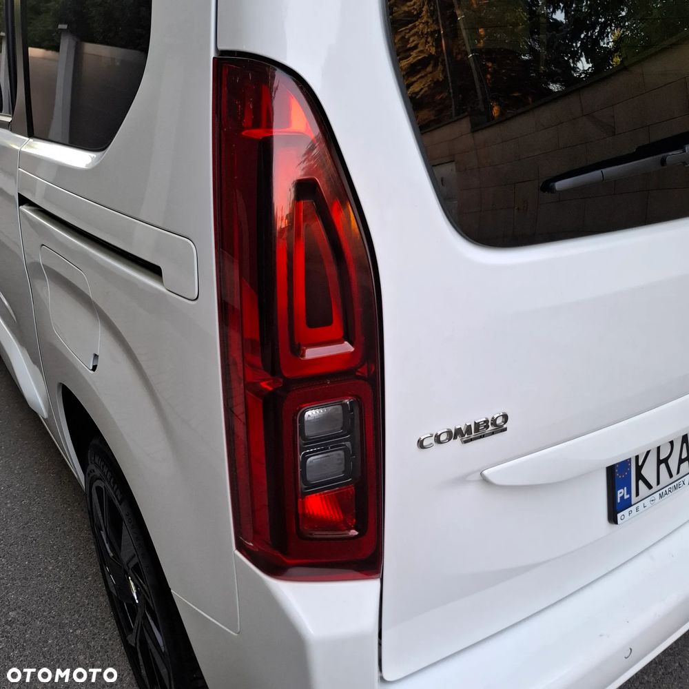 Opel Combo 1.5 CDTI Elegance Plus S&S - 27