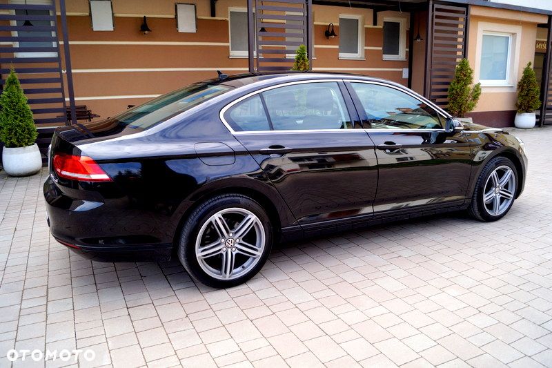 Volkswagen Passat 2.0 TDI BMT Comfortline - 10