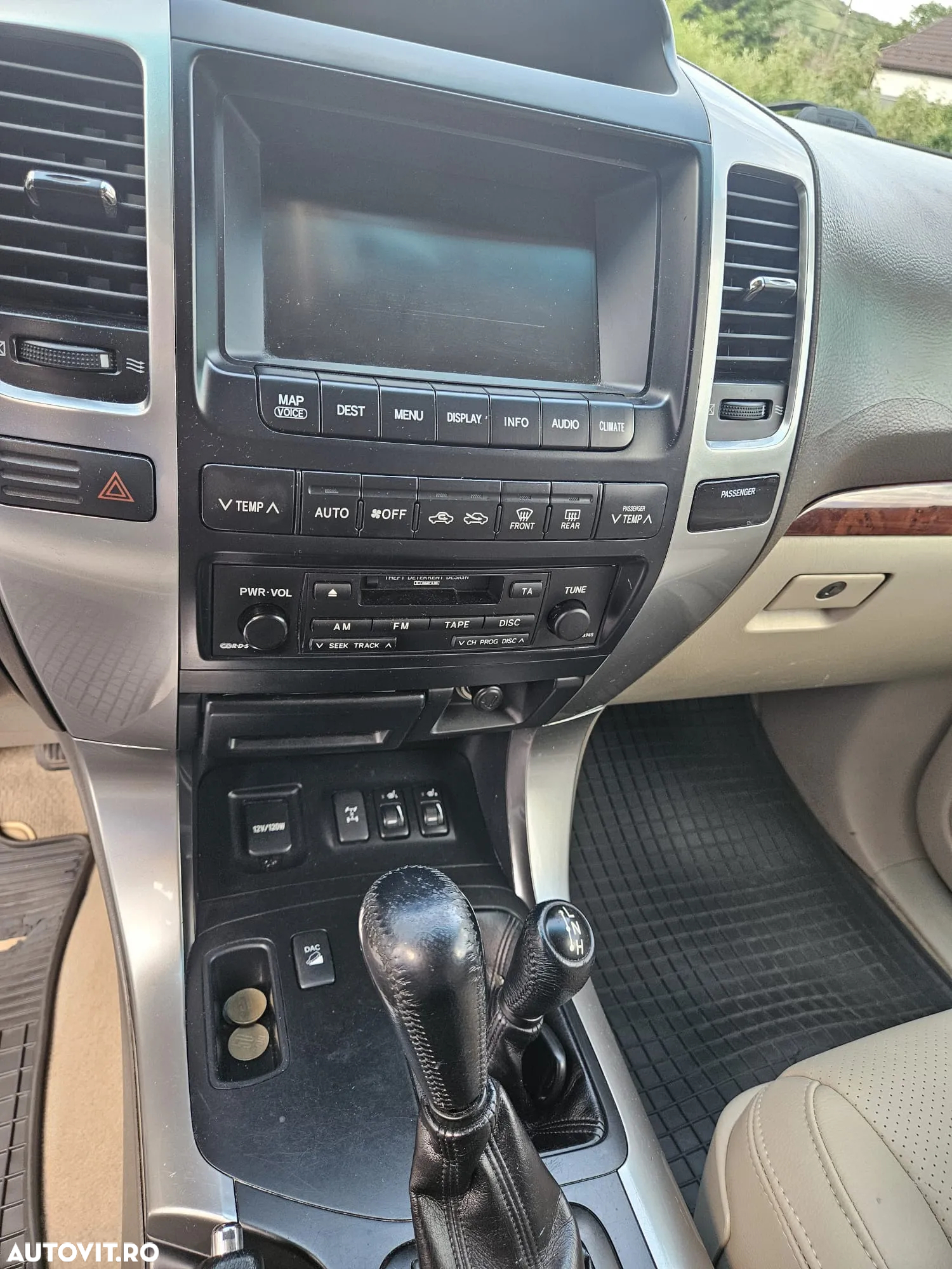 Toyota Land Cruiser 3.0 TD-4D Aut Executive - 8