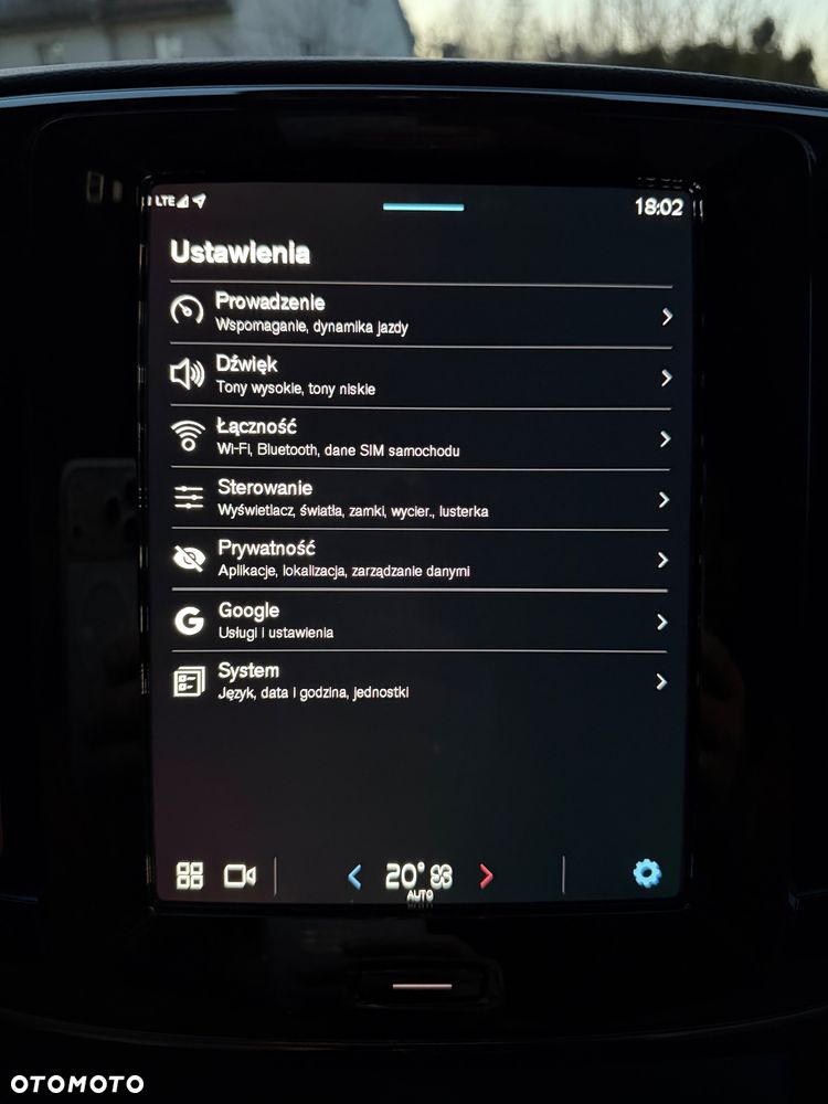 Volvo XC 40 B3 Plus Bright - 36