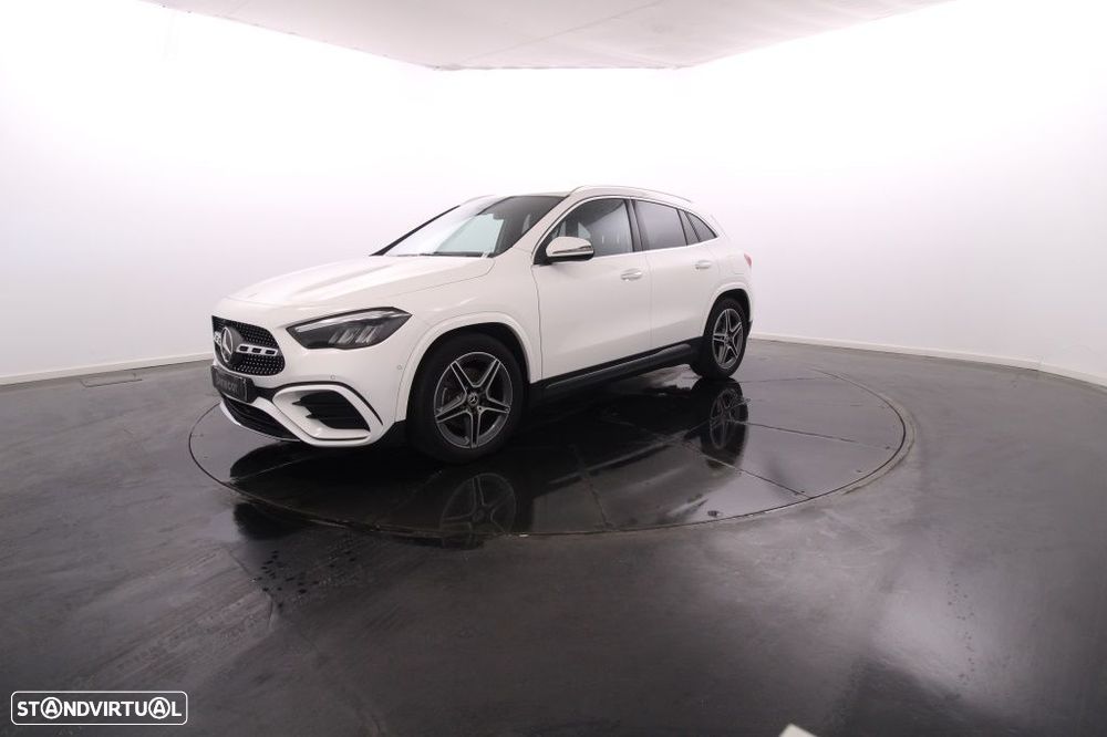 Mercedes-Benz GLA 180 d AMG Line - 1