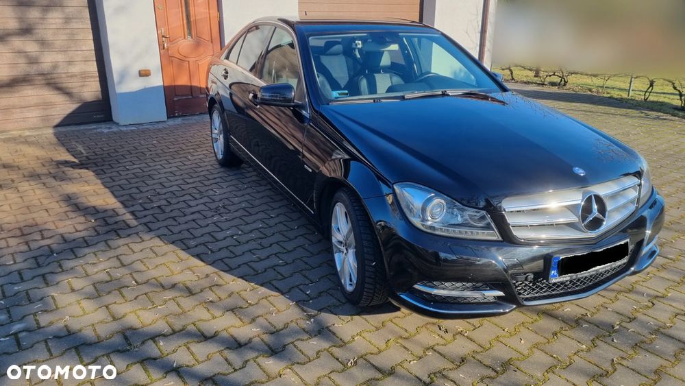 Mercedes-Benz Klasa C 180 CGI BlueEff Avantgarde - 7