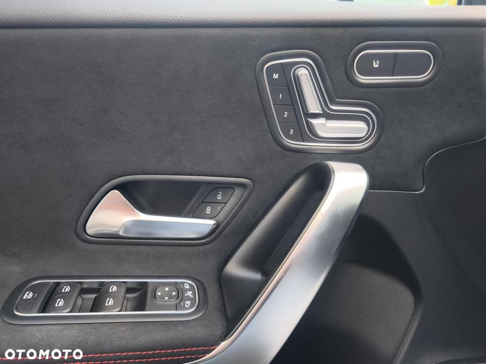 Mercedes-Benz Klasa A - 12