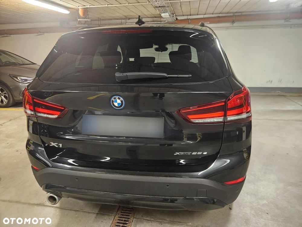 BMW X1 2022 photo 4