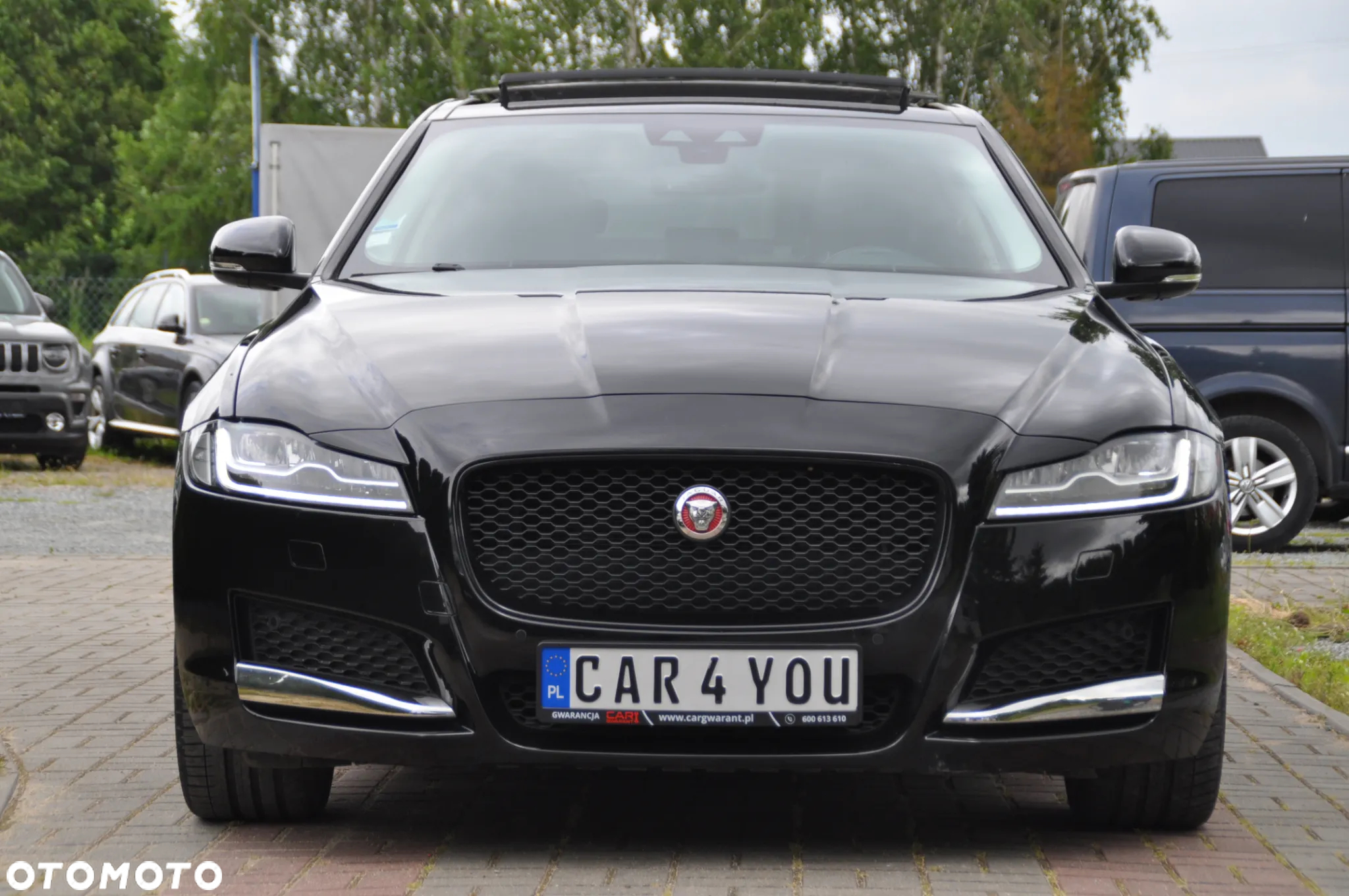 Jaguar XF 20d Sportbrake R-Sport - 2