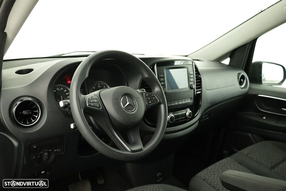 Mercedes-Benz Vito Tourer Longa Aut. SELECT - 6