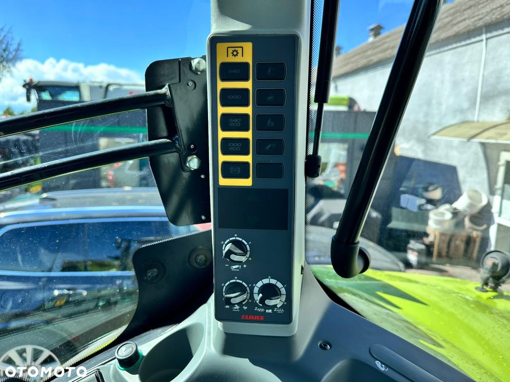Claas Axion 830 - 30