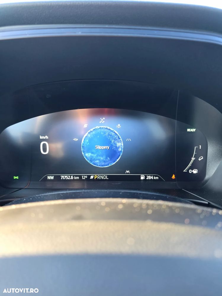 Ford Kuga 2.5 Duratec FHEV FWD ST Line - 20