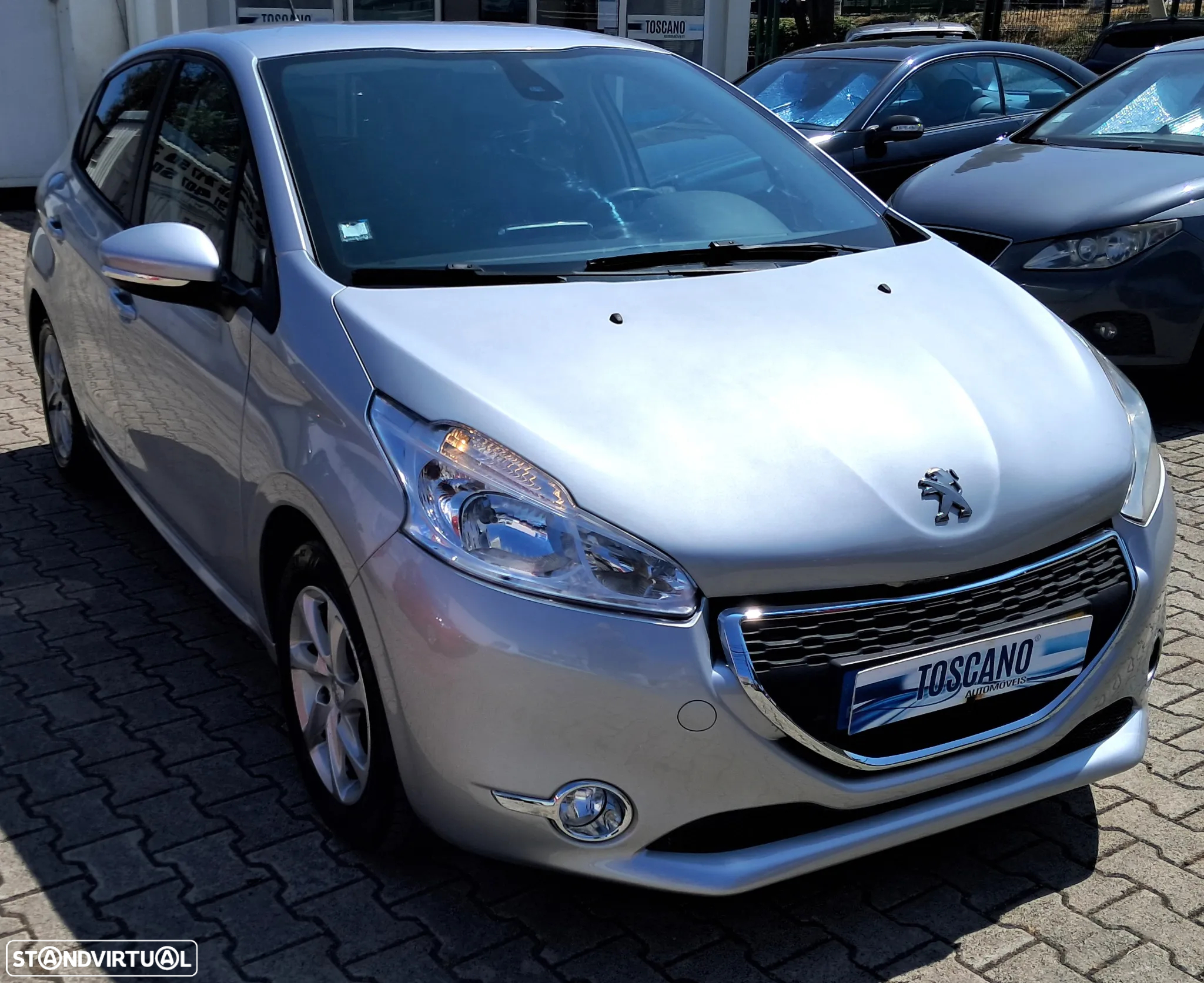 Peugeot 208 1.4 HDi Active - 4