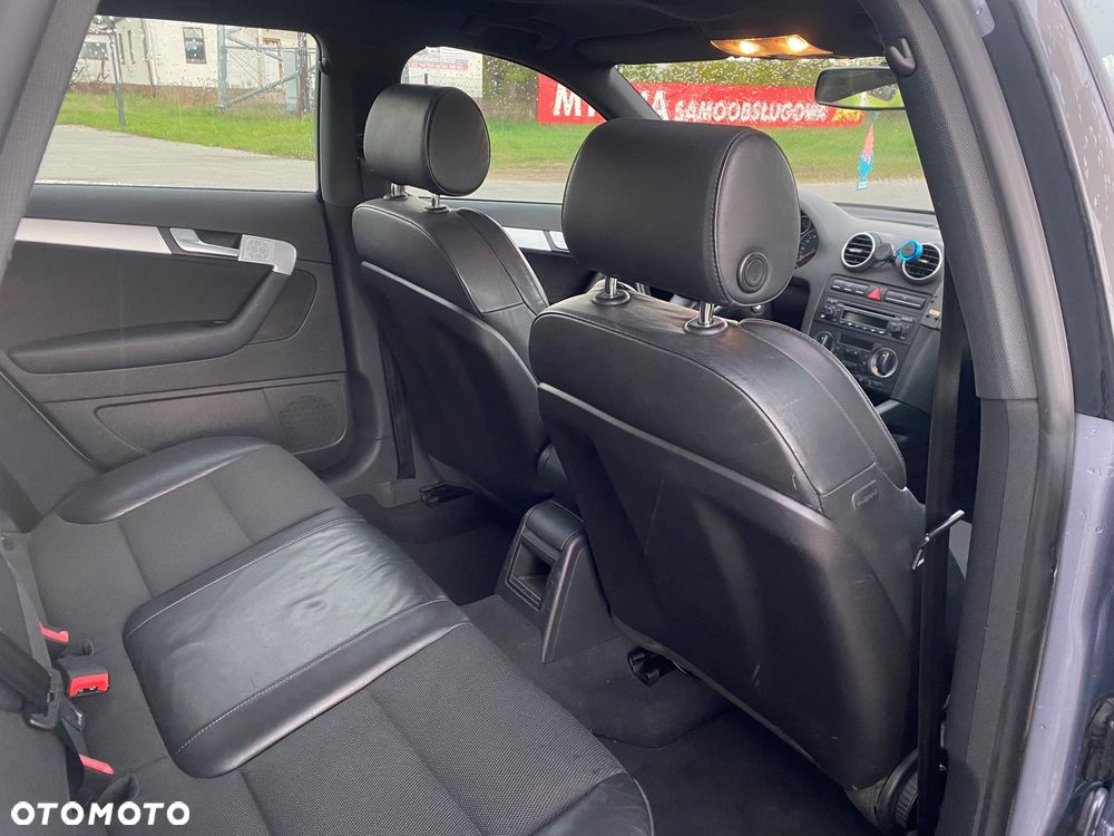 Audi A3 Sportback 2.0 TDI Ambition - 13