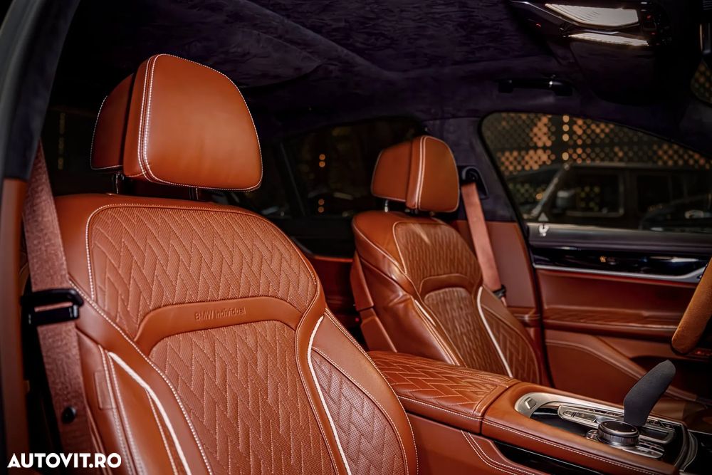 BMW Seria 7 740i - 21